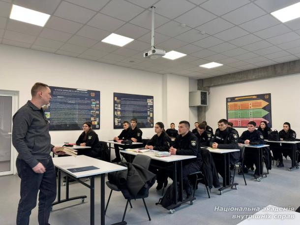 Бінарне заняття від майора юстиції Олександра Майбороди: практичний погляд на розслідування злочинів проти національної безпеки та воєнних злочинів Бінарне заняття від майора юстиції Олександра Майбороди: практичний погляд на розслідування злочинів проти національної безпеки та воєнних злочинів