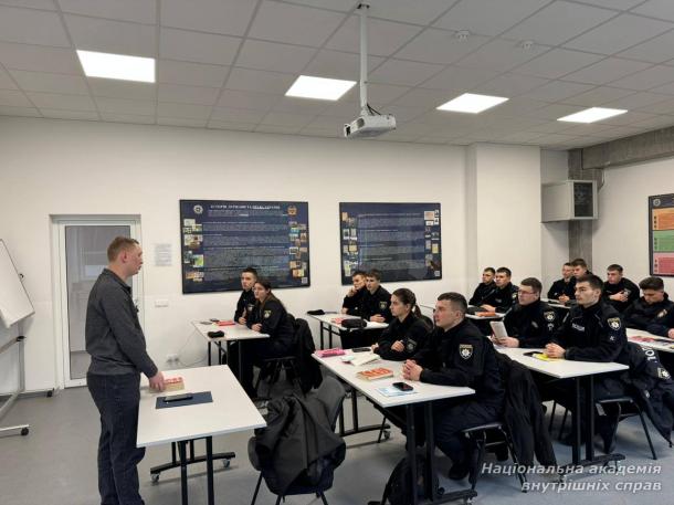 Бінарне заняття від майора юстиції Олександра Майбороди: практичний погляд на розслідування злочинів проти національної безпеки та воєнних злочинів Бінарне заняття від майора юстиції Олександра Майбороди: практичний погляд на розслідування злочинів проти національної безпеки та воєнних злочинів