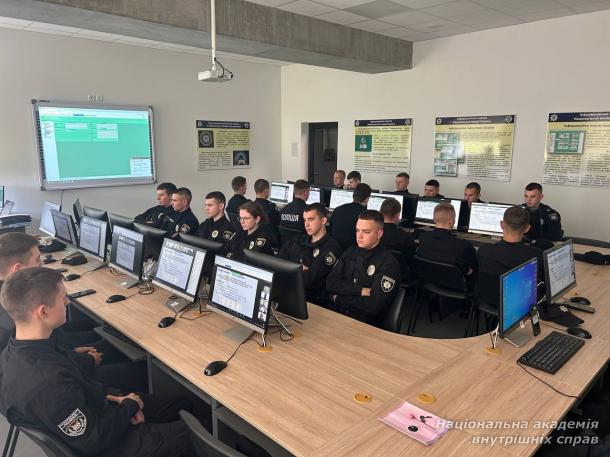 Технології OSINT у підготовці майбутніх кіберфахівців поліції