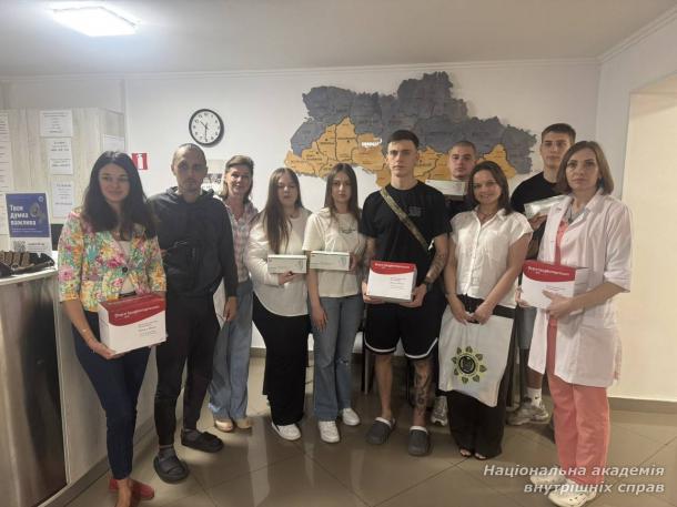 З турботою про героїв: колектив ННІПП НАВС підтримав захисників у реабілітаційному центрі