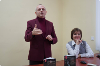 Зустріч з письменником В’ячеславом Васильченком до Дня української писемності та мови в НАВС Фото