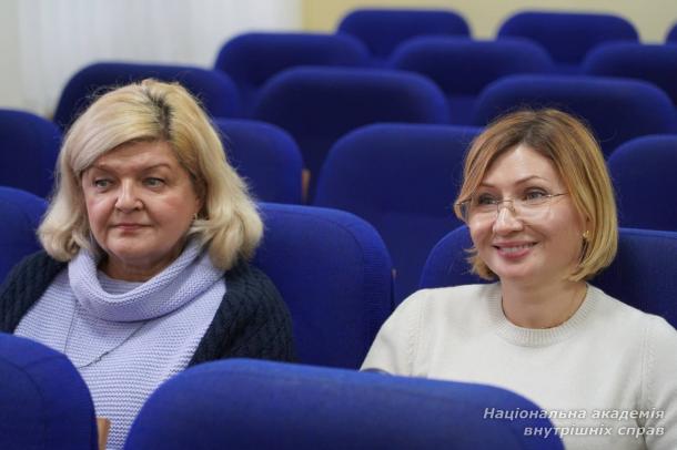 Зустріч з письменником В’ячеславом Васильченком до Дня української писемності та мови в НАВС