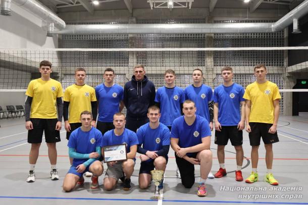 У НАВС відбувся турнір на Кубок ректора з волейболу серед чоловічих команд