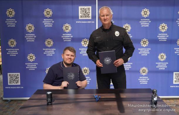 НАВС та ГО «Всеукраїнське об’єднання осіб з інвалідністю «Група активної реабілітації» підписали Меморандум про співпрацю у сфері інклюзії