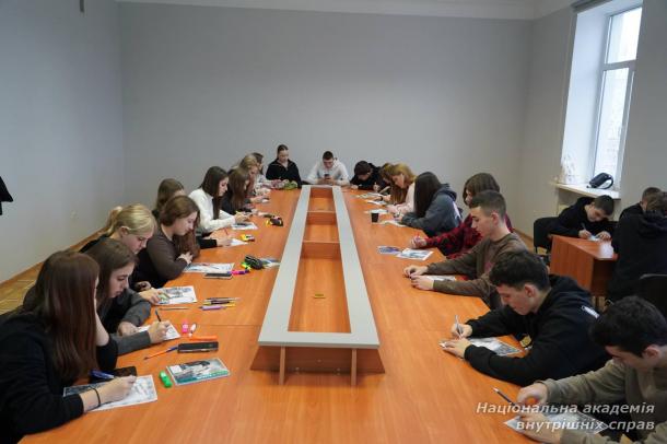 Діджитал-квест і патріотичні місії: студенти виконували “Таємну місію Святого Миколая” Діджитал-квест і патріотичні місії: студенти виконували “Таємну місію Святого Миколая”