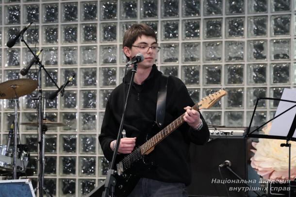 Концертна програма в ННІПД на вшанування Кобзаря 