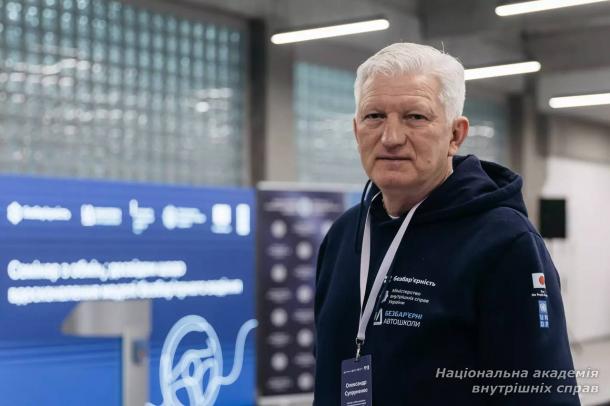 Безбар’єрність у дії: у НАВС обговорили сучасні підходи до доступного й безпечного водіння