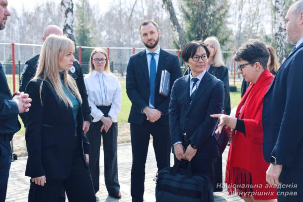 Безбар’єрність у дії: у НАВС обговорили сучасні підходи до доступного й безпечного водіння