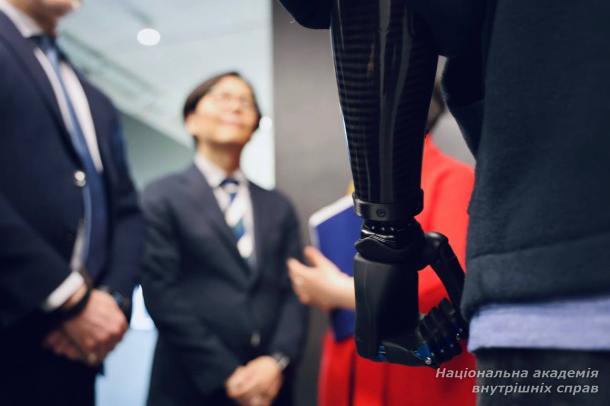 Безбар’єрність у дії: у НАВС обговорили сучасні підходи до доступного й безпечного водіння