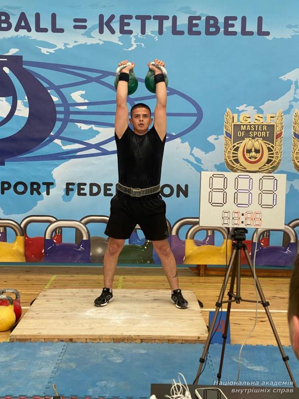 Курсанти та викладачі НАВС здобули низку перемог на всеукраїнських і міських спортивних змаганнях