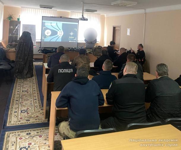 Сучасний захист: досвід, який формує майбутнє в підготовці правоохоронців Сучасний захист: досвід, який формує майбутнє в підготовці правоохоронців