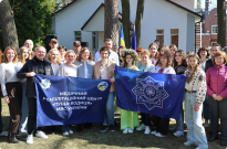 «Веснянки» в шпиталі: курсанти й ліцеїсти подарували концерт ветеранам Фото