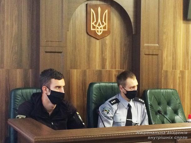 Бінарне практичне заняття професора Дмитра Письменного на навчально-тренувальному полігоні «Зала судових засідань»