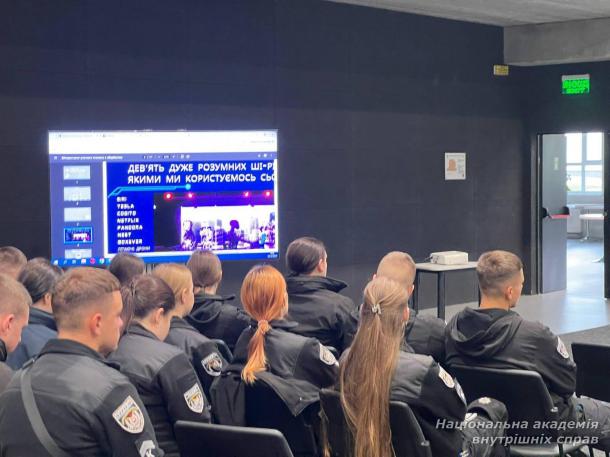Використання штучного інтелекту в кібербезпеці: нові можливості та виклики