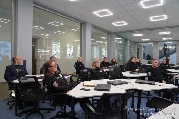 Боротьба з ІПСО та відеоаналіз: в академії відбувся практичний воркшоп Боротьба з ІПСО та відеоаналіз: в академії відбувся практичний воркшоп