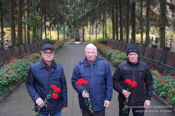 День визволення Києва від нацистських загарбників День визволення Києва від нацистських загарбників