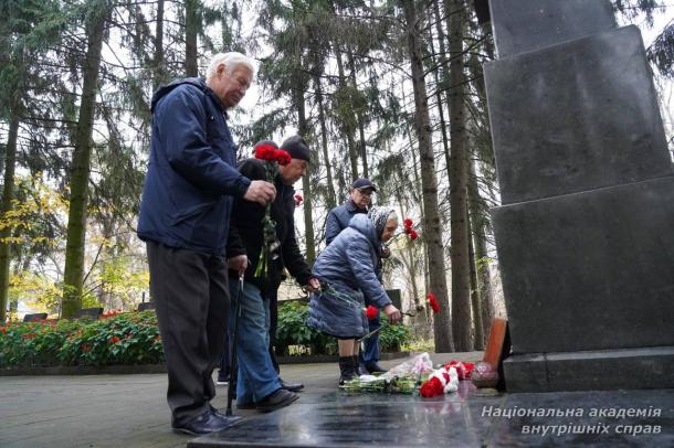 День визволення Києва від нацистських загарбників День визволення Києва від нацистських загарбників