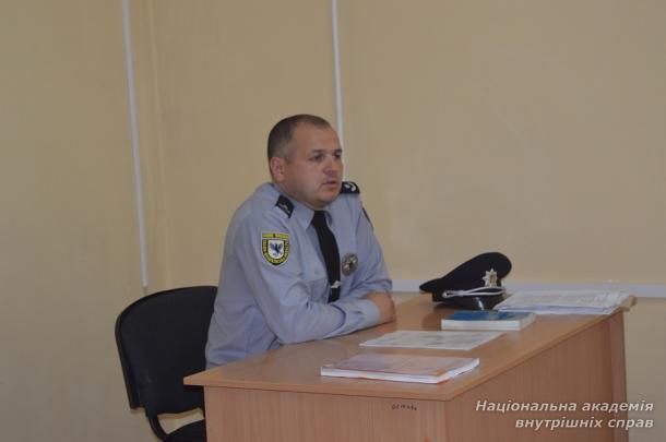 Робота дозвільної системи в поліції