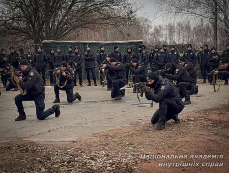 Практичний семінар з тактико-спеціальної підготовки: досвід бойового офіцера для майбутніх поліцейських Практичний семінар з тактико-спеціальної підготовки: досвід бойового офіцера для майбутніх поліцейських