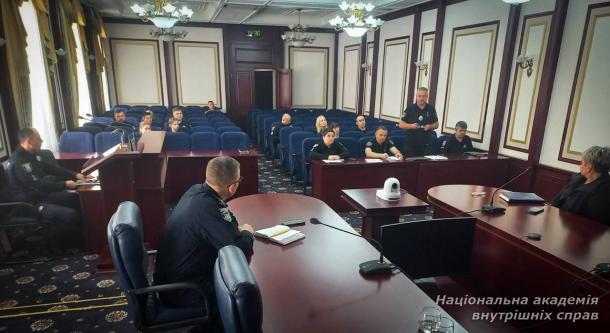 Практична підготовка в умовах воєнного стану: викладачі НАВС у підрозділах поліції Києва