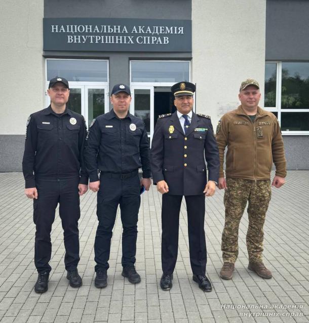 Візит офіцера зв'язку Національної поліції Іспанії до Національної академії внутрішніх справ