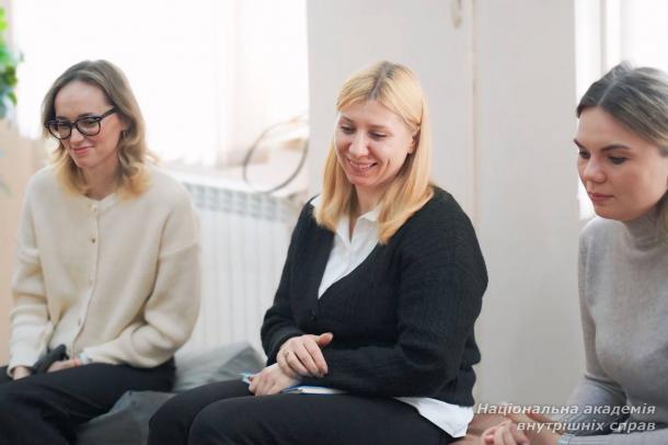 «Тиждень психічного здоров’я в НАВС»: стартував марафон турботи про ментальне благополуччя