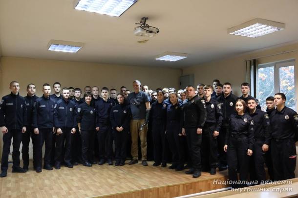 Зустріч курсантів із Народним Героєм України Олександром Терещенком Зустріч курсантів із Народним Героєм України Олександром Терещенком