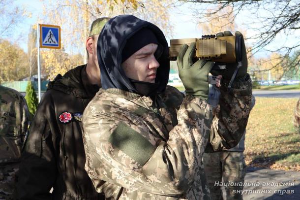 «Звитяга-2025»: школярі опановують навички безпеки разом із ветеранами 