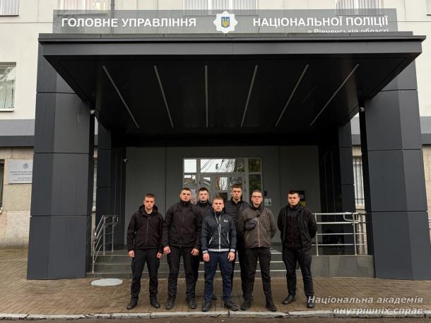 Курсанти НАВС долучилися до масштабних пошуків зниклого хлопчика на Рівненщині: дитину вдалося врятувати