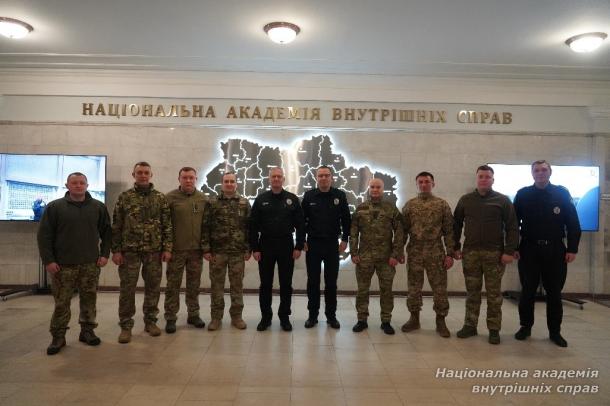 Поліцейські Національної академії внутрішніх справ поповнюють лави практичних підрозділів східних регіонів країни