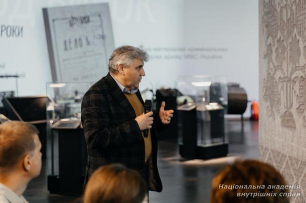 Науковий семінар у Музеї Голодомору: правда, яку не приховаєш