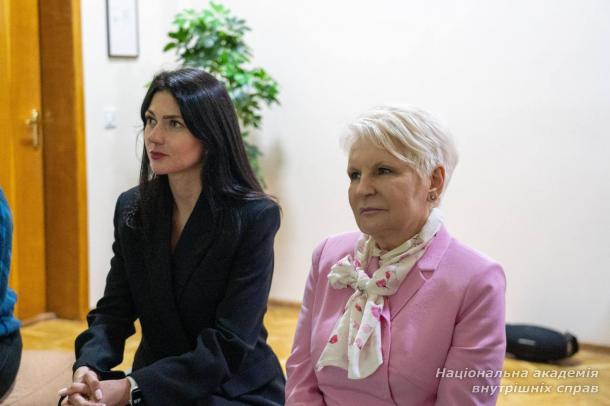 День другий тижня психічного здоров’я в НАВС: гармонія і спокій у ритуалі чайної церемонії