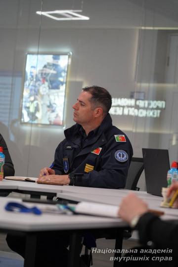 Обмін досвідом з КМЄС: португальські тренери ознайомилися з практикою психологічної підготовки в НАВС