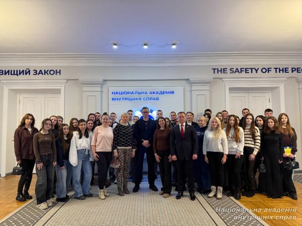 Битва за голос. Як Україна здобувала інформаційну субʼєктність