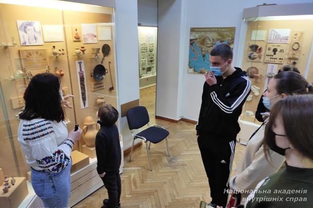 Екскурсія до Національного музею історії України