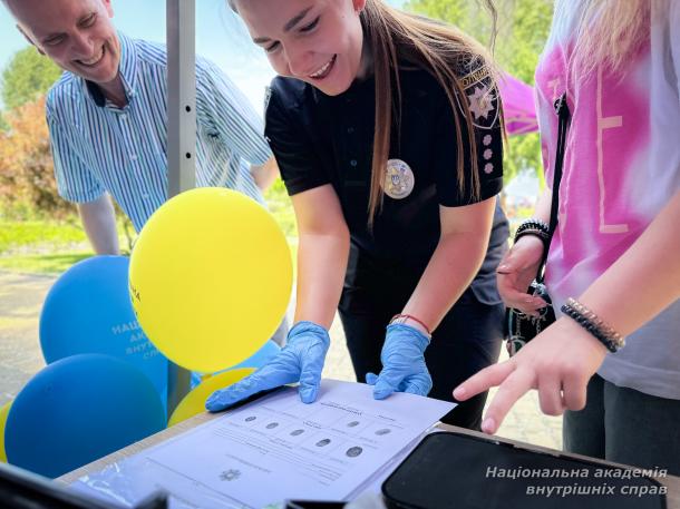 Освіта для героїв: НАВС на фестивалі підтримки ветеранів у парку «Наталка»