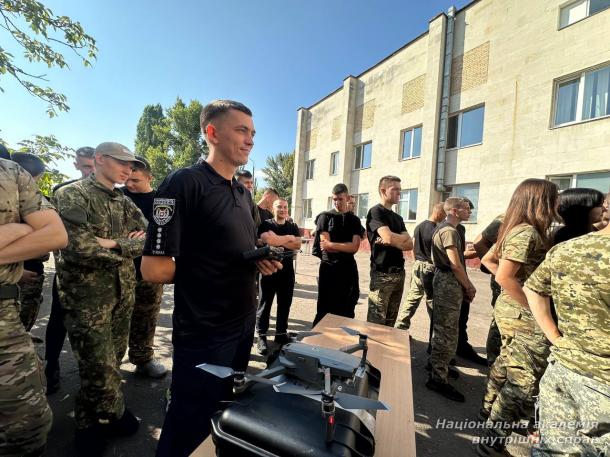 Вихідний з користю: першокурсники ННЕКІ поглиблювали знання з криміналістики та відпочивали на спортивних майданчиках