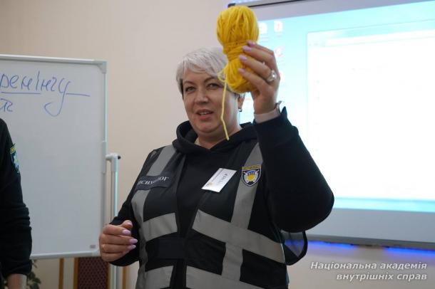 Третій день тижня психічного здоров’я в НАВС: практичний тренінг із навичок першої психологічної допомоги