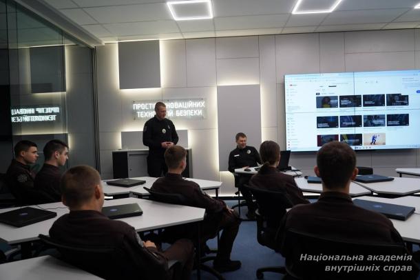 Місяць кібербезпеки: ліцеїсти навчаються протидіяти кіберзагрозам