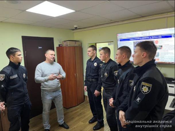 Майбутні правоохоронці ознайомилися з роботою підрозділів кримінального аналізу Майбутні правоохоронці ознайомилися з роботою підрозділів кримінального аналізу