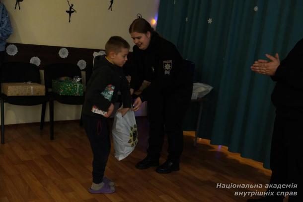 Академія долучилася до благодійної справи з нагоди Дня святого Миколая Академія долучилася до благодійної справи з нагоди Дня святого Миколая