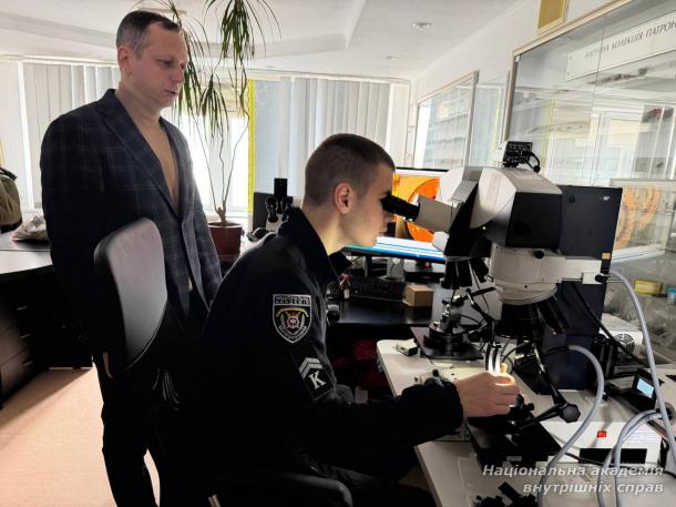 Здобувачі академії відвідали центральний офіс Експертної служби МВС України