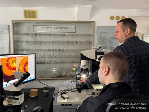 Здобувачі академії відвідали центральний офіс Експертної служби МВС України