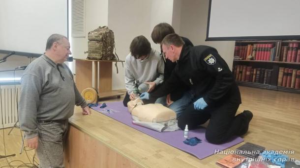 Профорієнтаційні зустрічі: як старшокласники відкривають світ правоохоронної професії