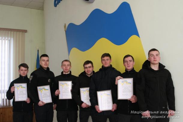 Керівництво Дарницького управління поліції відзначило найкращих курсантів НАВС за результатами проходження стажування