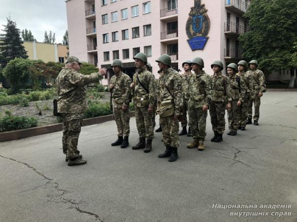 На базі ННІ №3  кафедра військової підготовки НАВС проводить навчальний збір