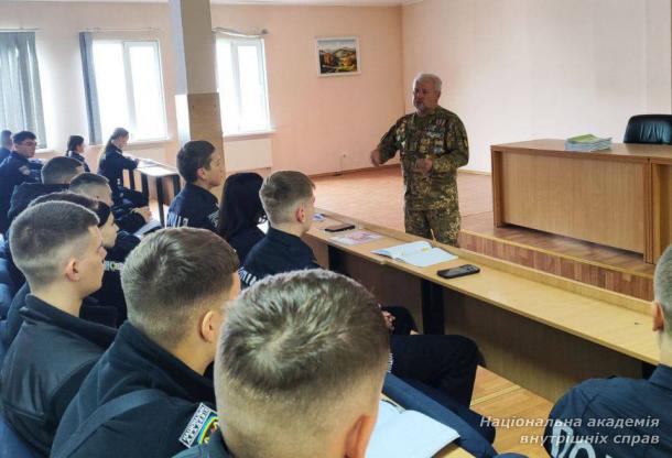 Зустріч з учасником бойових дій та реабілітологом 63-ї окремої механізованої бригади