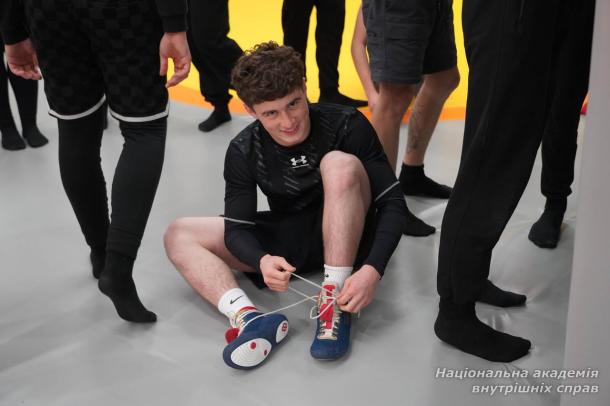 У Національній академії внутрішніх справ відбулася мотиваційна зустріч курсантів ННІПД з ветераном російсько-української війни Артемом Дудченком