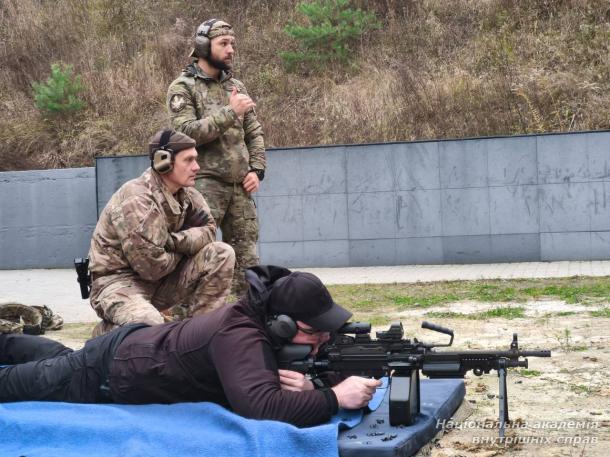 Підвищення професійної підготовки: курсанти навчилися користуванню FN Minimi