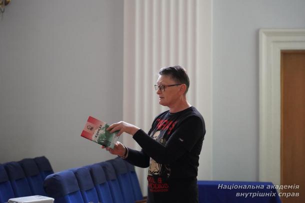 У НАВС відбулася театралізована лекція до Шевченківських днів